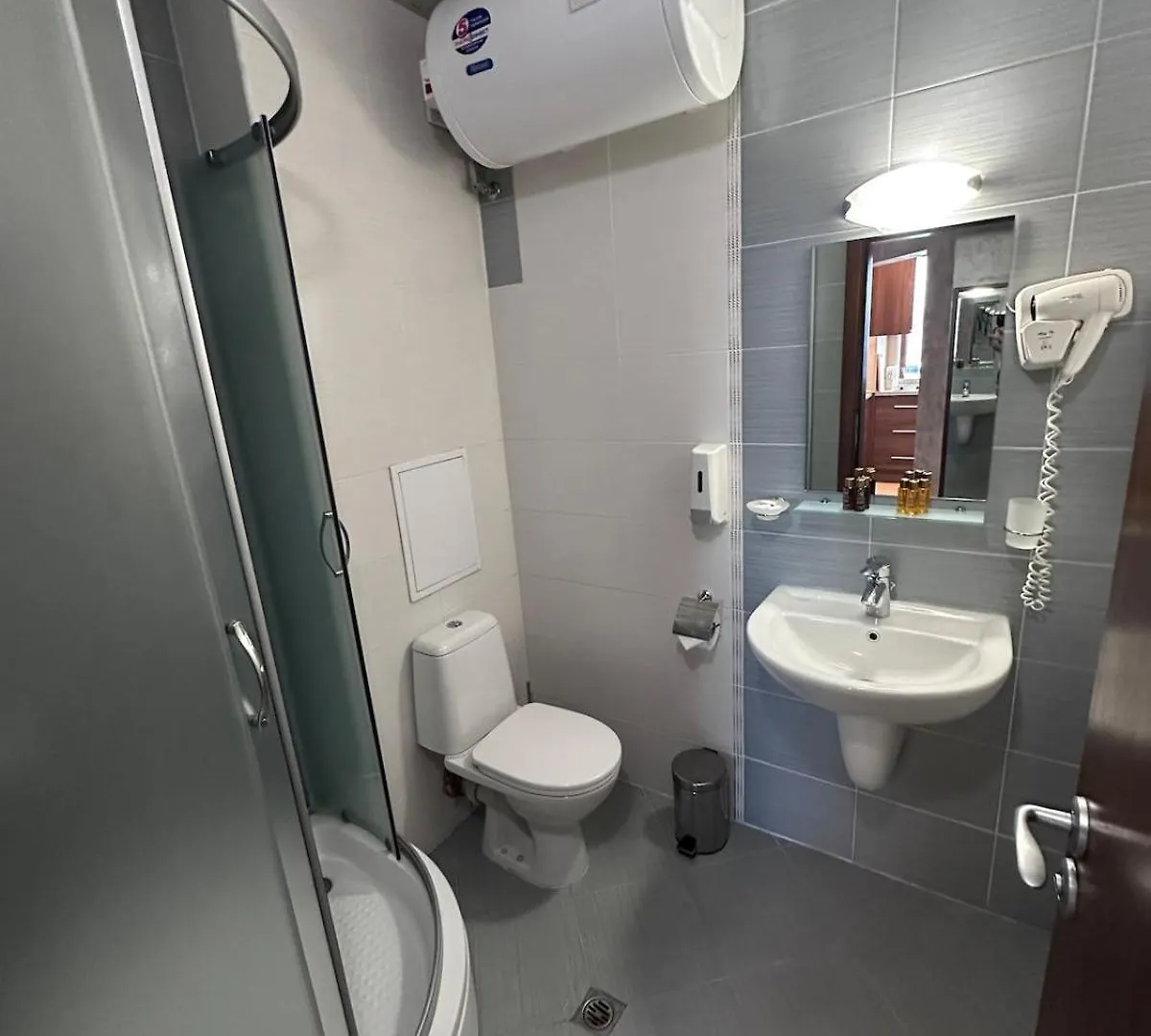 Host2U Belvedere Apartment - Ski In - Out - Free Parking Bansko
