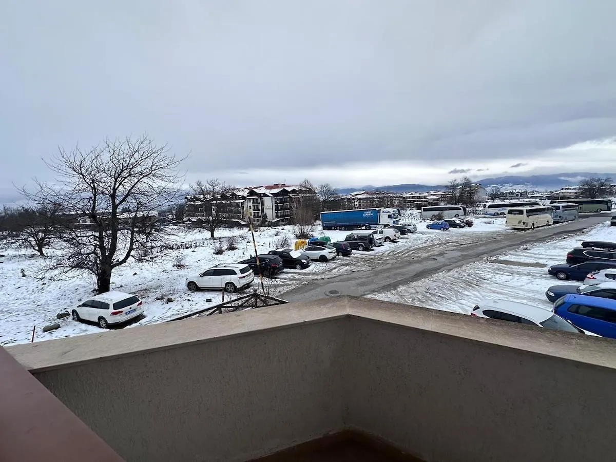 Host2U Belvedere Apartment - Ski In - Out - Free Parking Bansko